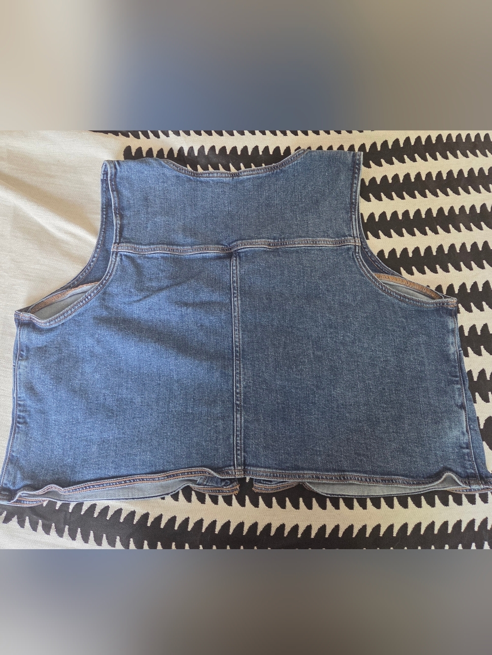 American Eagle Denim Tie-Front Vest - Picture 4 of 6